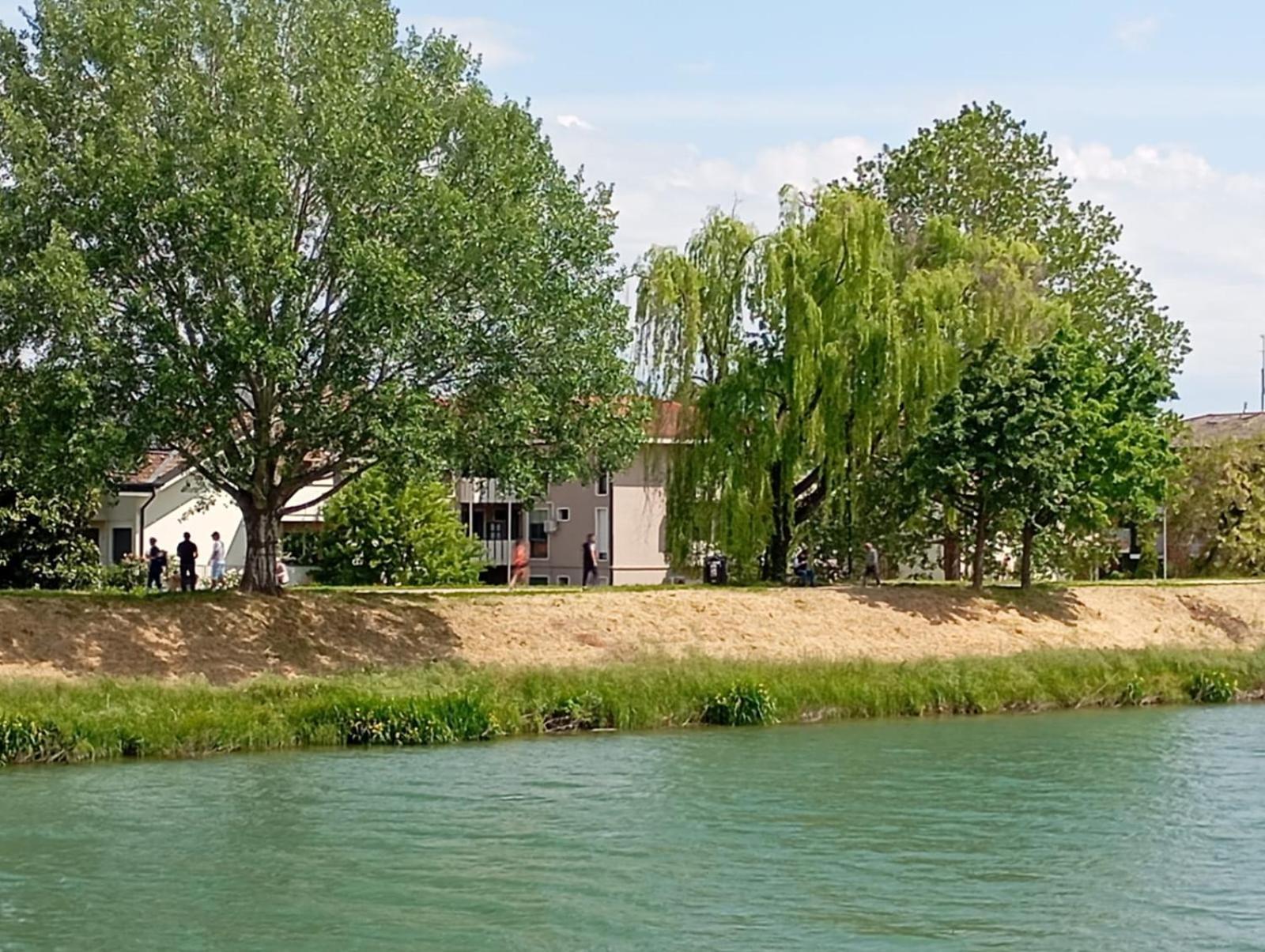 Vicino Al Prato Della Valle Intero Appartamento Parcheggio Facile Di Fronte 파도바 외부 사진