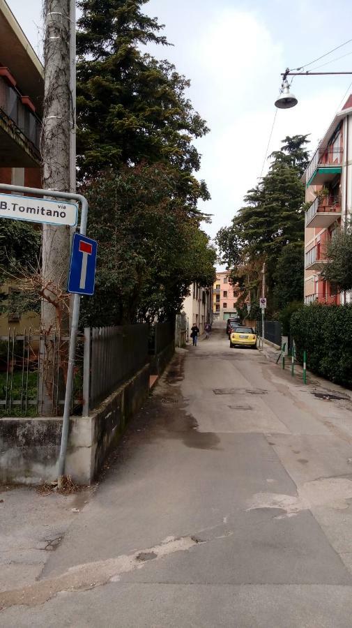 Vicino Al Prato Della Valle Intero Appartamento Parcheggio Facile Di Fronte 파도바 외부 사진